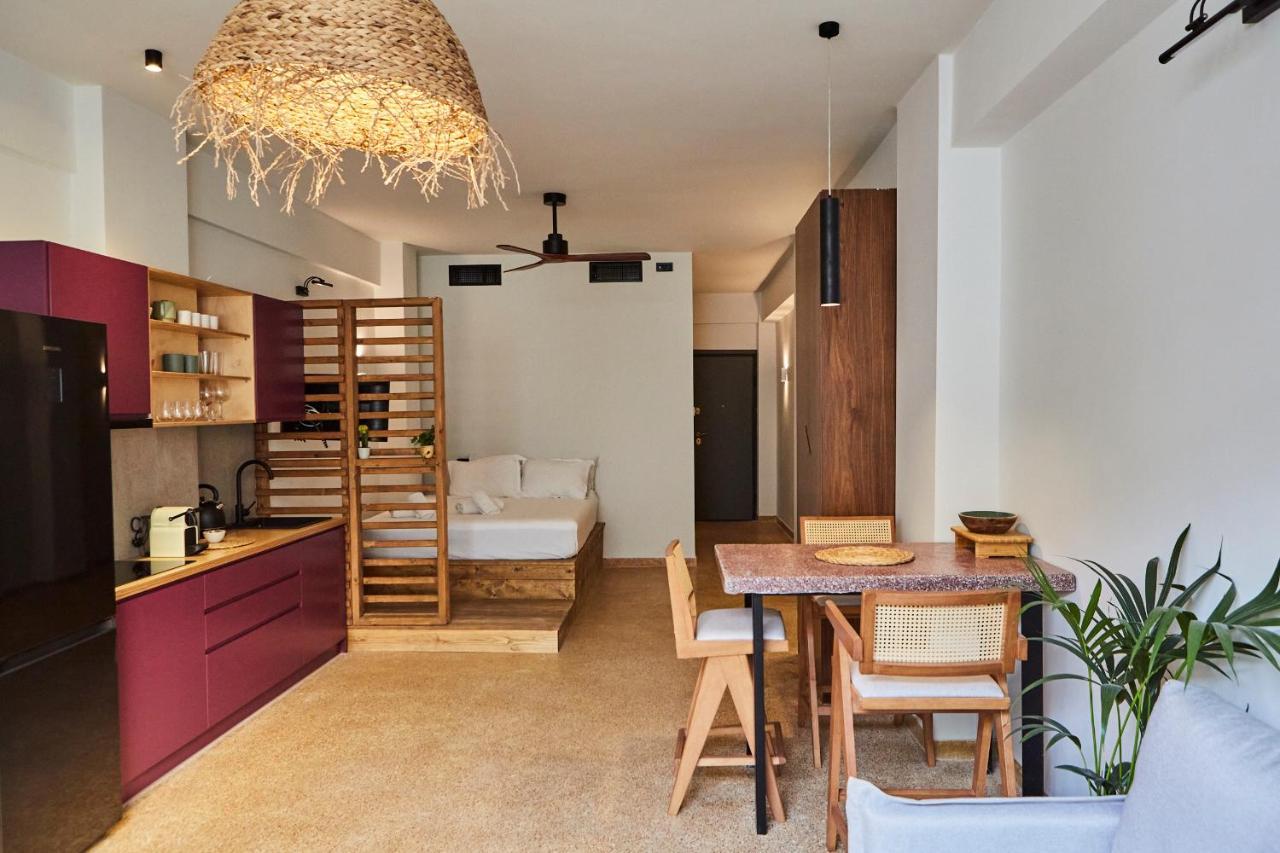 Mosaics Athens Boutique Apartments エクステリア 写真