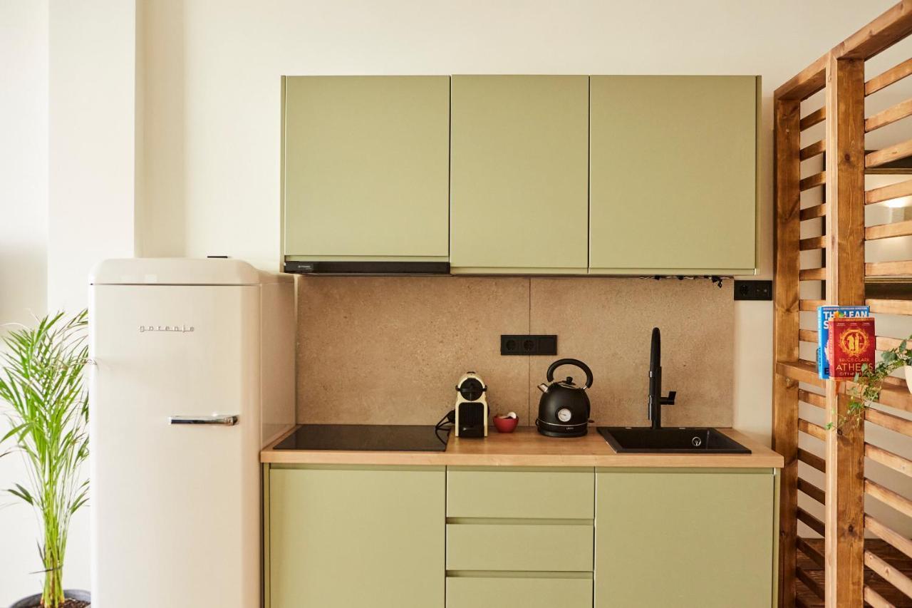 Mosaics Athens Boutique Apartments エクステリア 写真